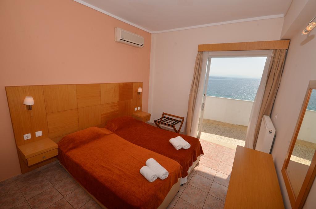 Sunrise Hotel Apartments Ipsos Bilik gambar