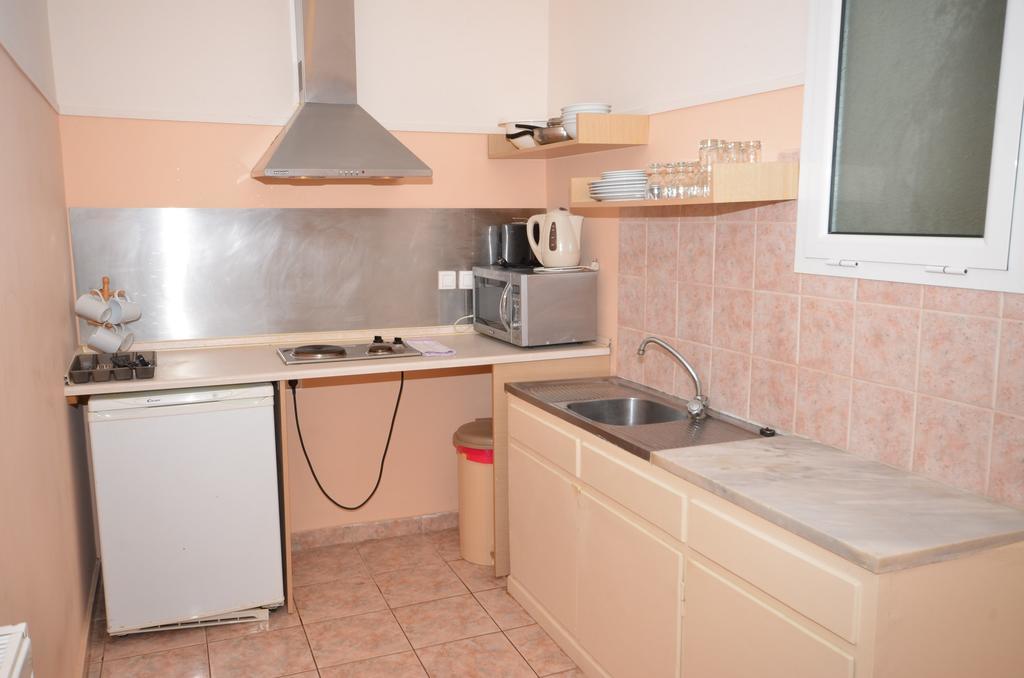 Sunrise Hotel Apartments Ipsos Bilik gambar