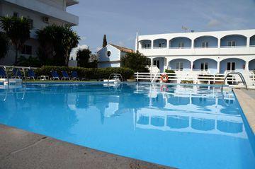 Sunrise Hotel Apartments Ipsos Luaran gambar