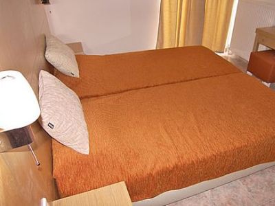 Sunrise Hotel Apartments Ipsos Luaran gambar